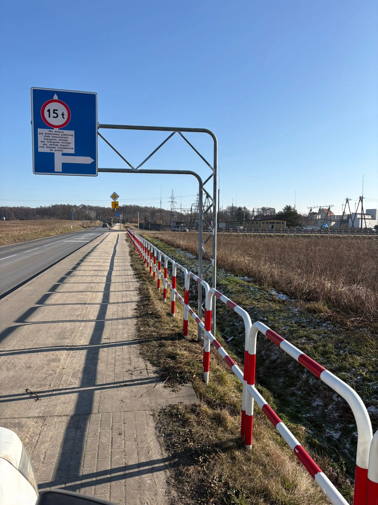 Slupki drogowe - montaz